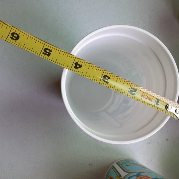 Lot of 5 Plastic Souvenir Cups - Picture 2 of 16